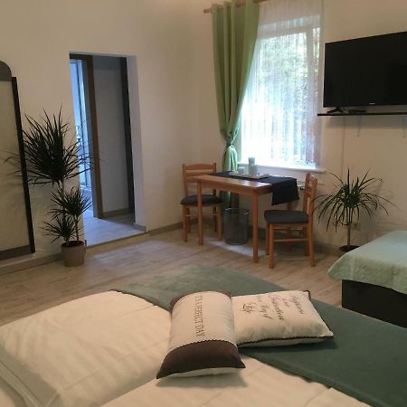 Hopfengrund Hotel Arnstadt Buitenkant foto