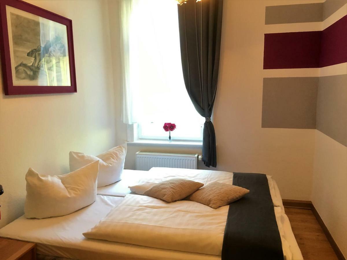 Hopfengrund Hotel Arnstadt Buitenkant foto