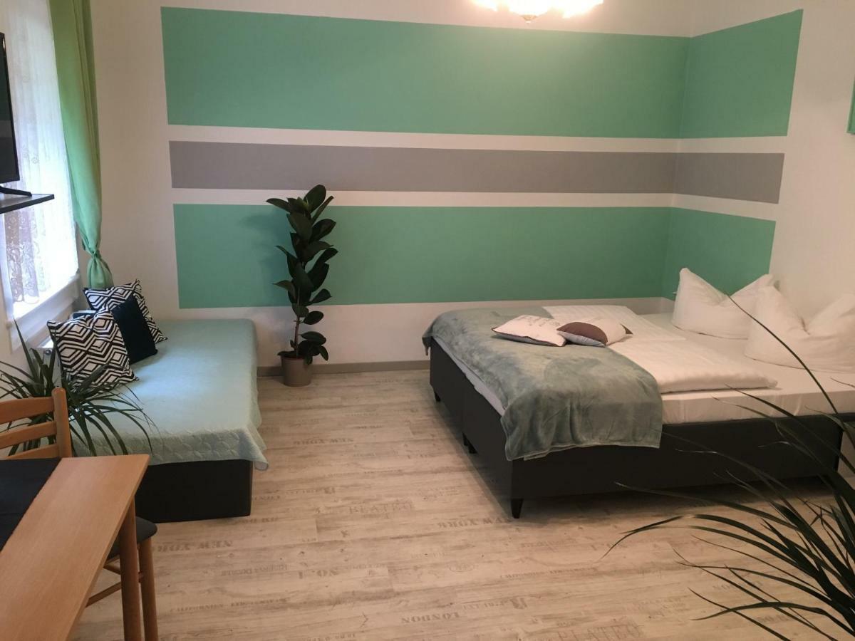 Hopfengrund Hotel Arnstadt Buitenkant foto