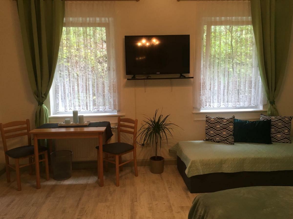 Hopfengrund Hotel Arnstadt Buitenkant foto