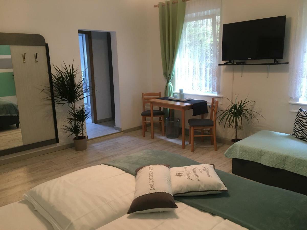 Hopfengrund Hotel Arnstadt Buitenkant foto