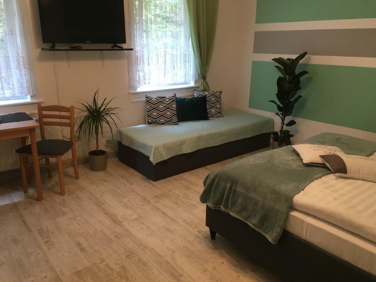 Hopfengrund Hotel Arnstadt Buitenkant foto