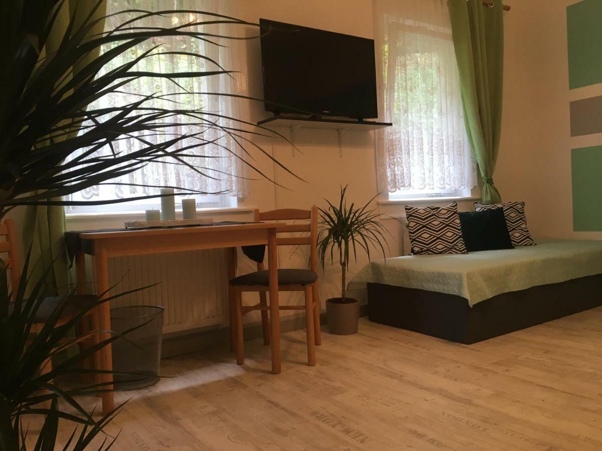 Hopfengrund Hotel Arnstadt Buitenkant foto