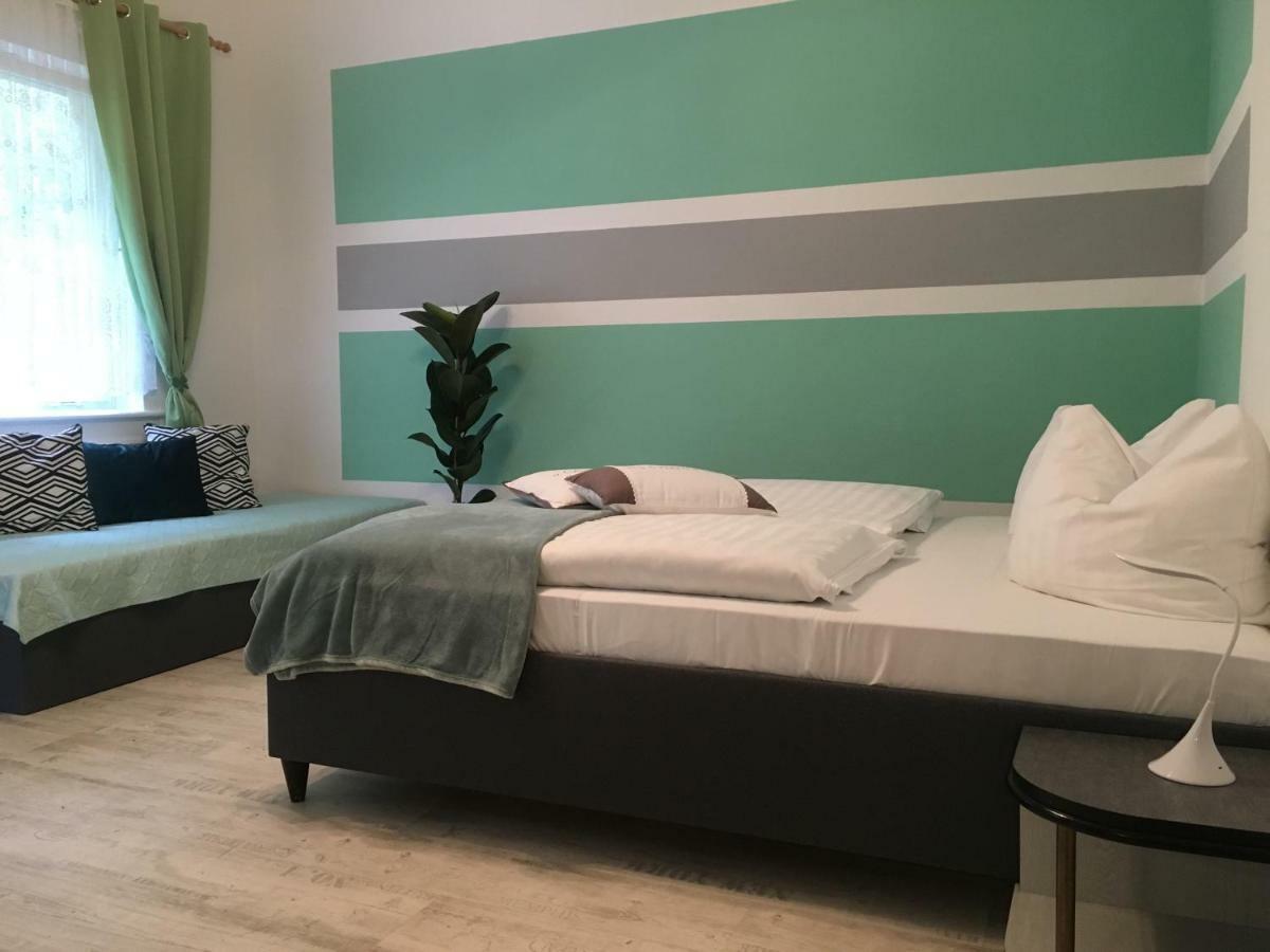 Hopfengrund Hotel Arnstadt Buitenkant foto
